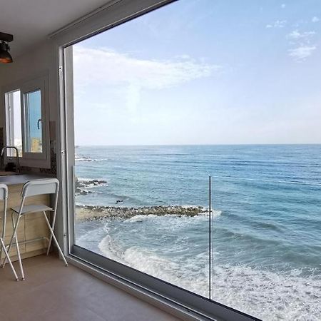 La Perla Cruise Apartment On Private Beach, Modern With Aircon & Wifi Бенальмадена Экстерьер фото