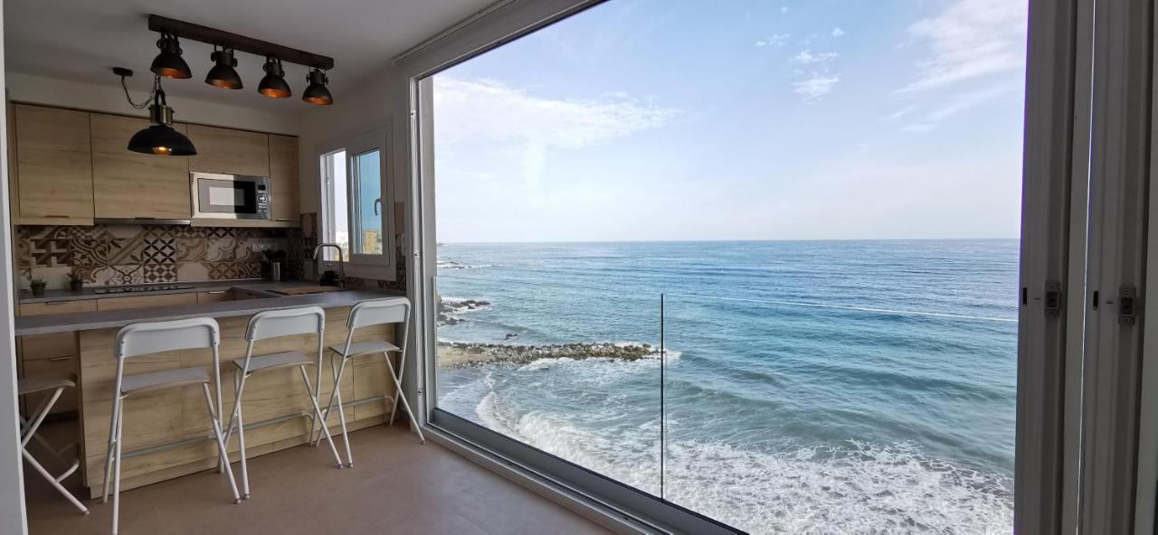 La Perla Cruise Apartment On Private Beach, Modern With Aircon & Wifi Бенальмадена Экстерьер фото